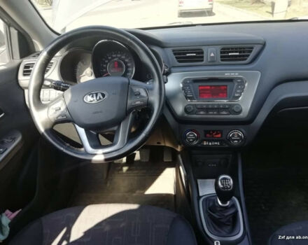 Kia Rio 2013 року - Фото 3 автомобіля