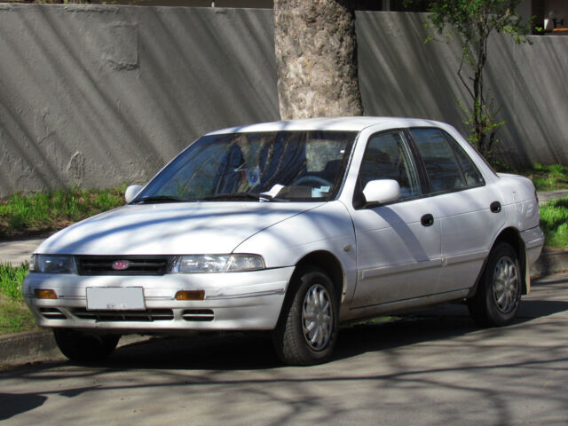 Kia Sephia 1997 года