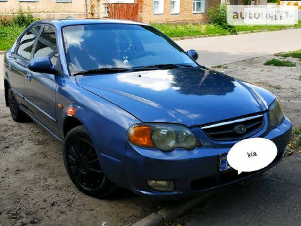 Kia Shuma 2004 року