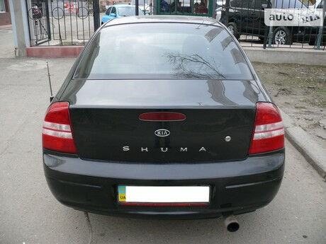 Kia Shuma 2003 года