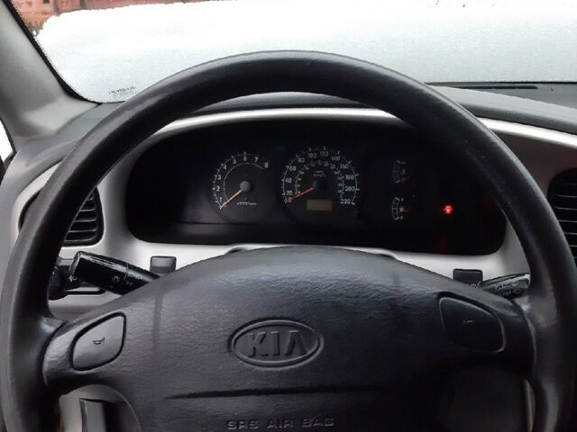 Kia Shuma 2001 року