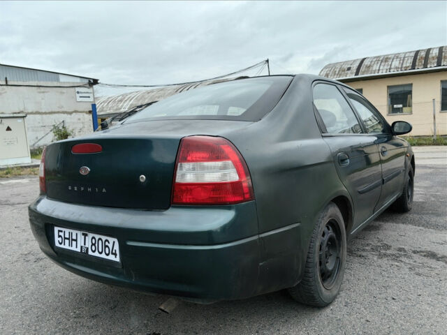 Kia Shuma 1999 року