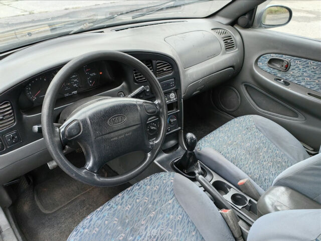 Kia Shuma 1999 року