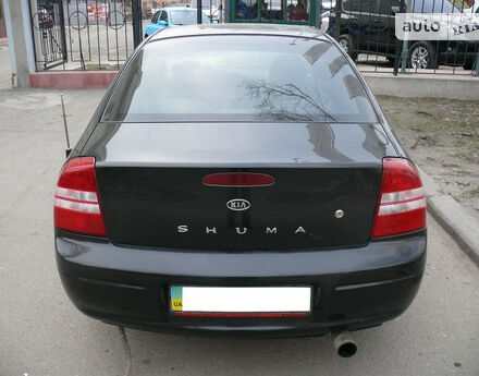 Kia Shuma 2003 року