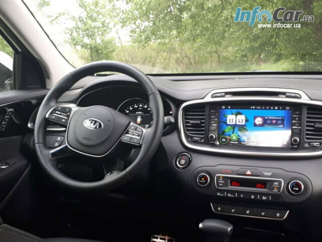 Kia Sorento 2018 года