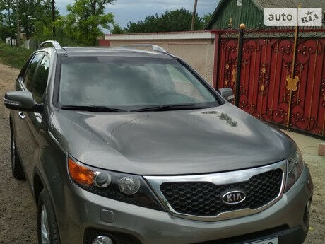 Kia Sorento 2011 года