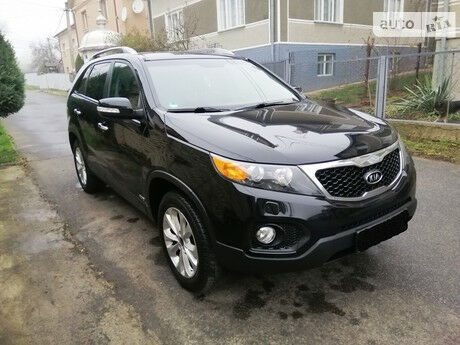 Kia Sorento 2011 года