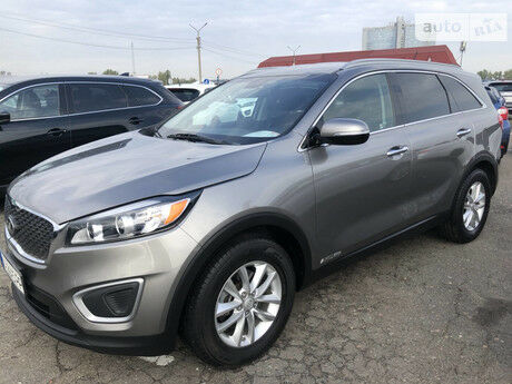 Киа Соренто 2016 року Kia Sorento 2016 року