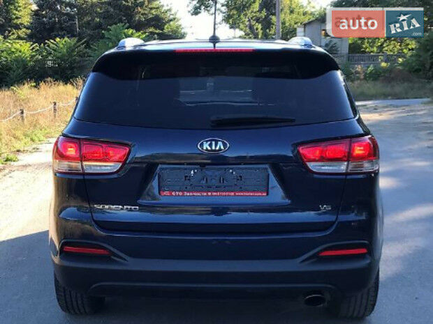 Kia Sorento 2016 года