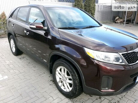 Киа Соренто 2015 року Kia Sorento 2015 року