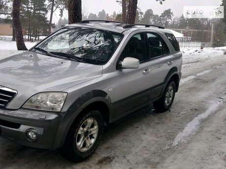 Киа Соренто 2004 року Kia Sorento 2004 року
