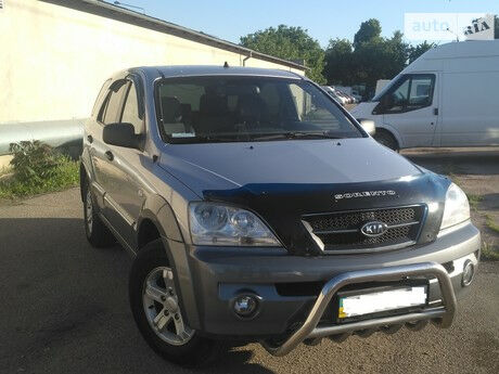 Киа Соренто 2006 року Kia Sorento 2006 року