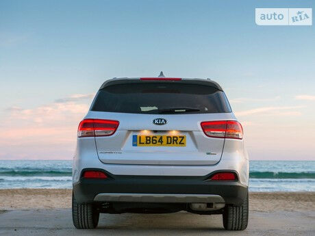 Киа Соренто 2010 года Kia Sorento 2010 года