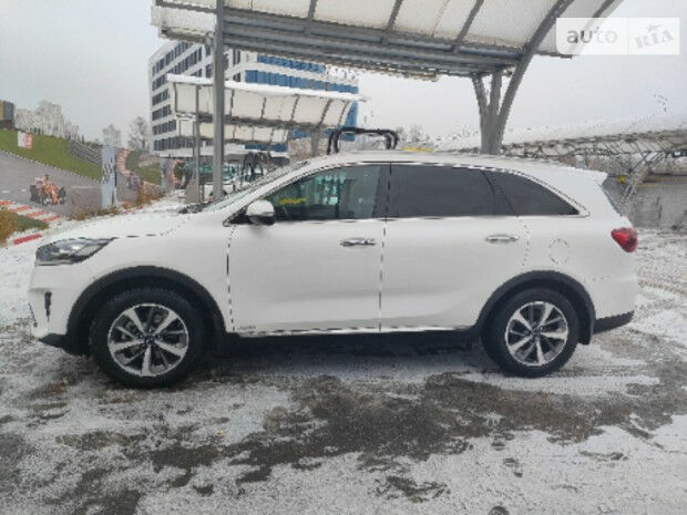 Kia Sorento 2017 года