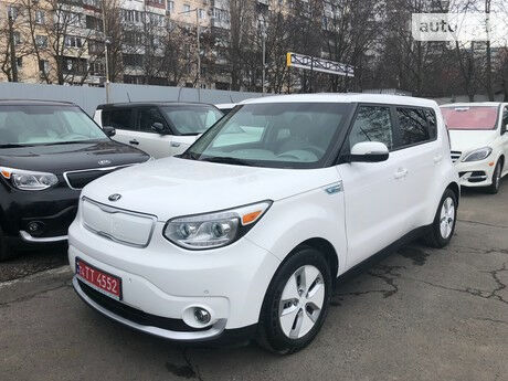 Kia Soul EV 2015 года