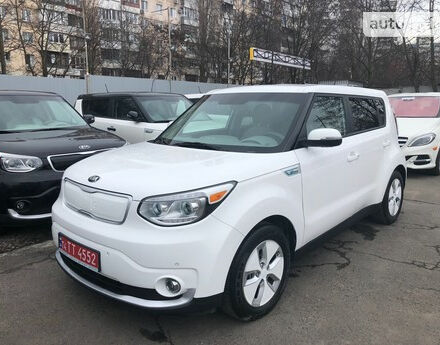 Фото на відгук з оцінкою 4.4   про авто Kia Soul EV 2015 року випуску від автора “олег” з текстом: на бензин ,газ,дизель -никогда не сяду !!! другая философия машины ! 24 грн- заправка на 150 км,с...