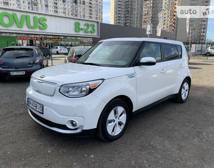 Фото на отзыв с оценкой 4.2 о Kia Soul 2015 году выпуска от автора "Александр" с текстом: Идеальное авто для города? за 2,5 года 80 т. км. по 0,9 грн / кВт. при расходе 10-11 кВт/100 км л...