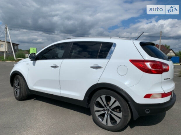 Kia Sportage 2011 года