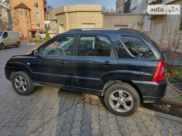 Kia Sportage 2009 года