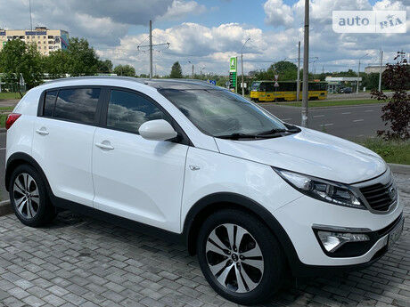 Kia Sportage 2012 года