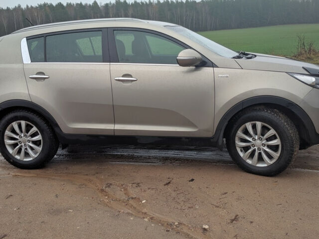 Kia Sportage 2011 года