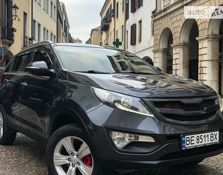 Kia Sportage 2012 года