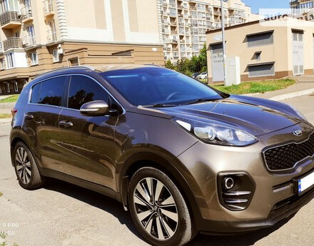 Фото на отзыв с оценкой 5 о Kia Sportage 2016 году выпуска от автора "Sagitta" с текстом: Выбор стал между Хундай Санта Фе, 2016,Туксон 2016, и Киа Спортадж, все авто были доставлены из К...