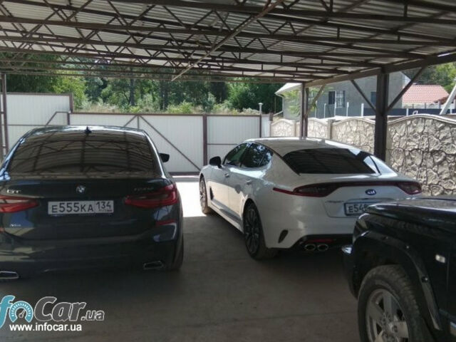 Kia Stinger 2018 года