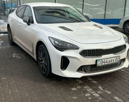 Фото на отзыв с оценкой 4.2 о Kia Stinger 2023 году выпуска от автора "31289698" с текстом: Всем добрый день. Зовут меня Арман, я из Алматы, это в Казахстане. Женат, 3 сына, старший уже в у...