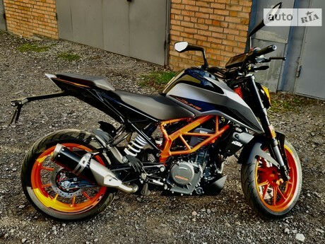 KTM 390 Duke 2021 года