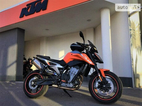 KTM Duke 2018 года