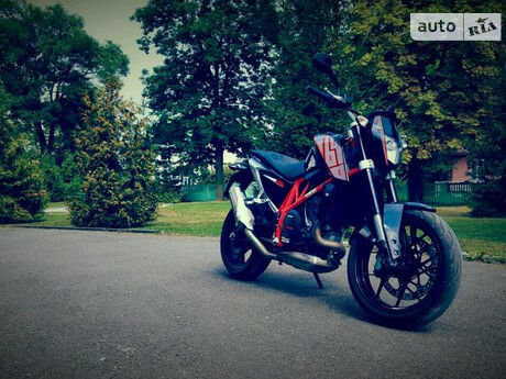 KTM Duke 2015 года