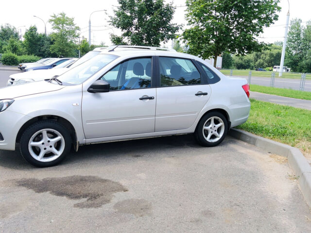 Lada Granta 2019 года