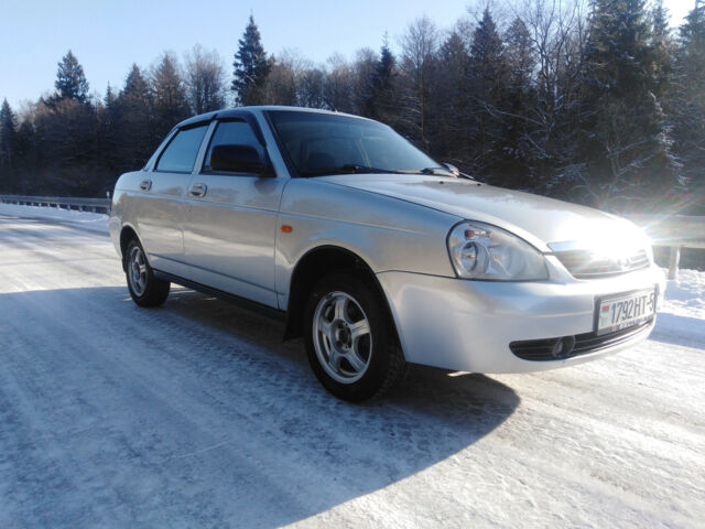 Лада Приора 2012 року Lada Priora 2012 року