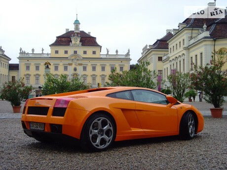 Ламборджини Галлардо 2009 года Lamborghini Gallardo 2009 года
