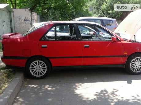 Lancia Dedra 1992 года