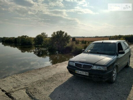 Lancia Dedra 1994 года