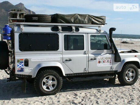Land Rover Defender 2008 года