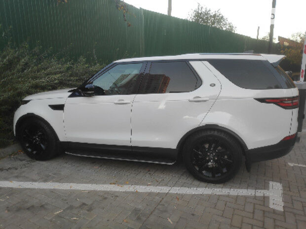 Land Rover Discovery 2017 года