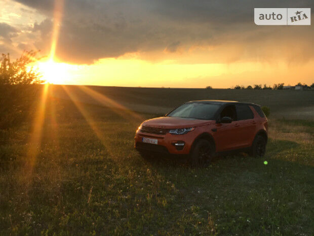 Land Rover Discovery 2016 року