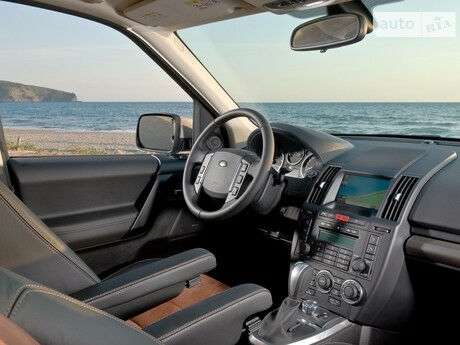 Land Rover Freelander 2014 года