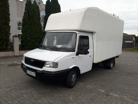ЛДВ Конвой груз. 2005 року LDV Convoy груз. 2005 року