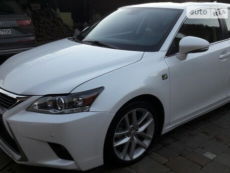 Lexus CT 2014 года