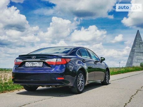 Лексус ЕС 2006 года Lexus ES 2006 года