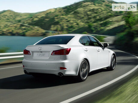 Лексус ИС 2007 года Lexus IS 2007 года