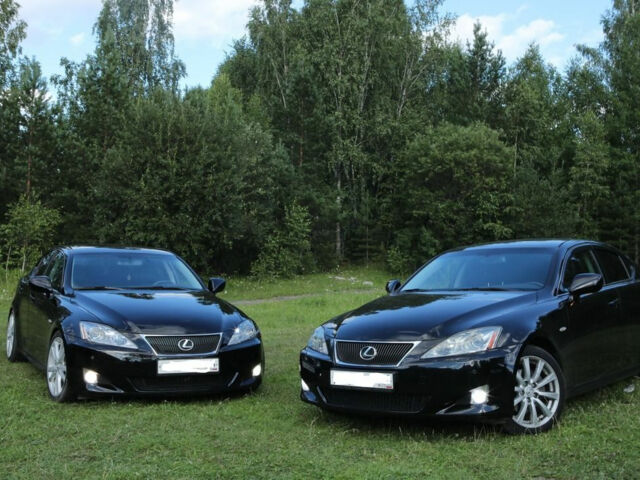 Lexus IS 2007 года