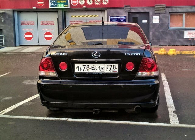 Lexus IS 1999 года