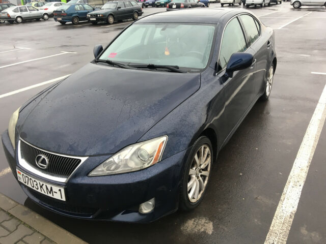 Lexus IS 2006 року