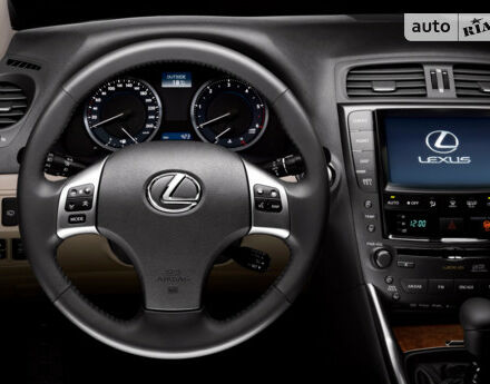 Lexus IS 2008 року