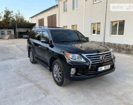 Lexus LX 570 2008 года